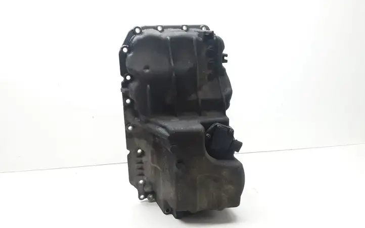 BMW 3 E90 E91 (2005 - 2012) 779796 Картер двигателя — фото 2
