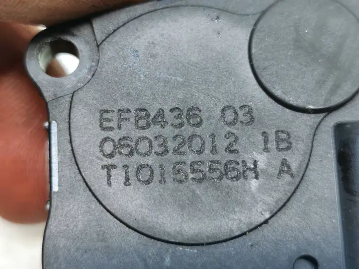 BMW X5 E70 (2006 - 2013) T1015556h Двигатель задвижки потока воздуха — фото 2