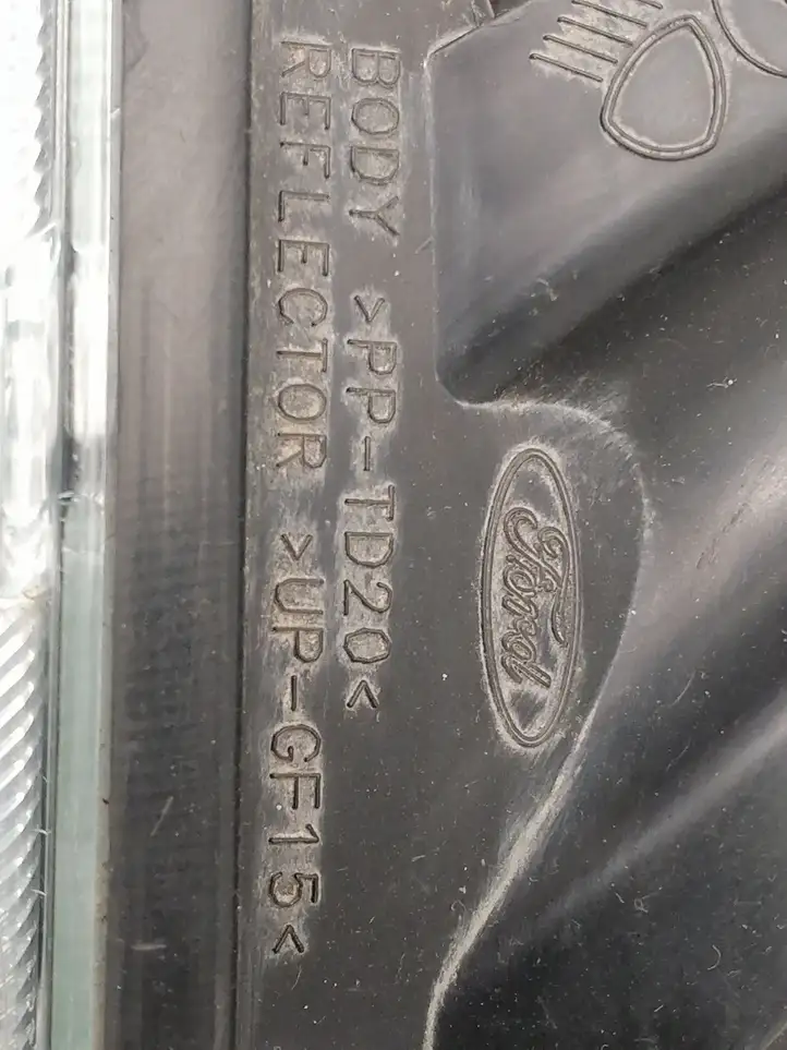 Ford Focus (2005 - 2008) VP4M5X13KC60AA Передняя фара — фото 13
