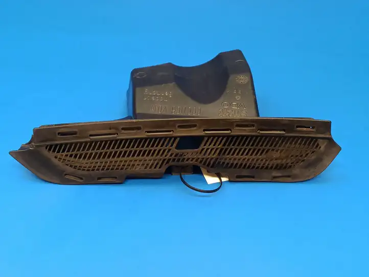 Smart ForTwo I (2000 - 2007) 0001106V011 Детали воздухозаборника — фото 3