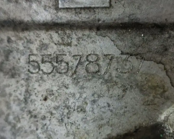 Opel Zafira B (2008 - 2014) 00055578737 Кронштейн масляного фильтра — фото 4