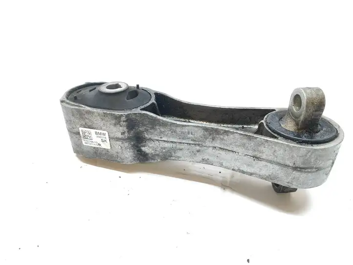 Mini One Cooper F56 F55 (2012 - 2022) 687211401 Кронштейн двигателя — фото 1