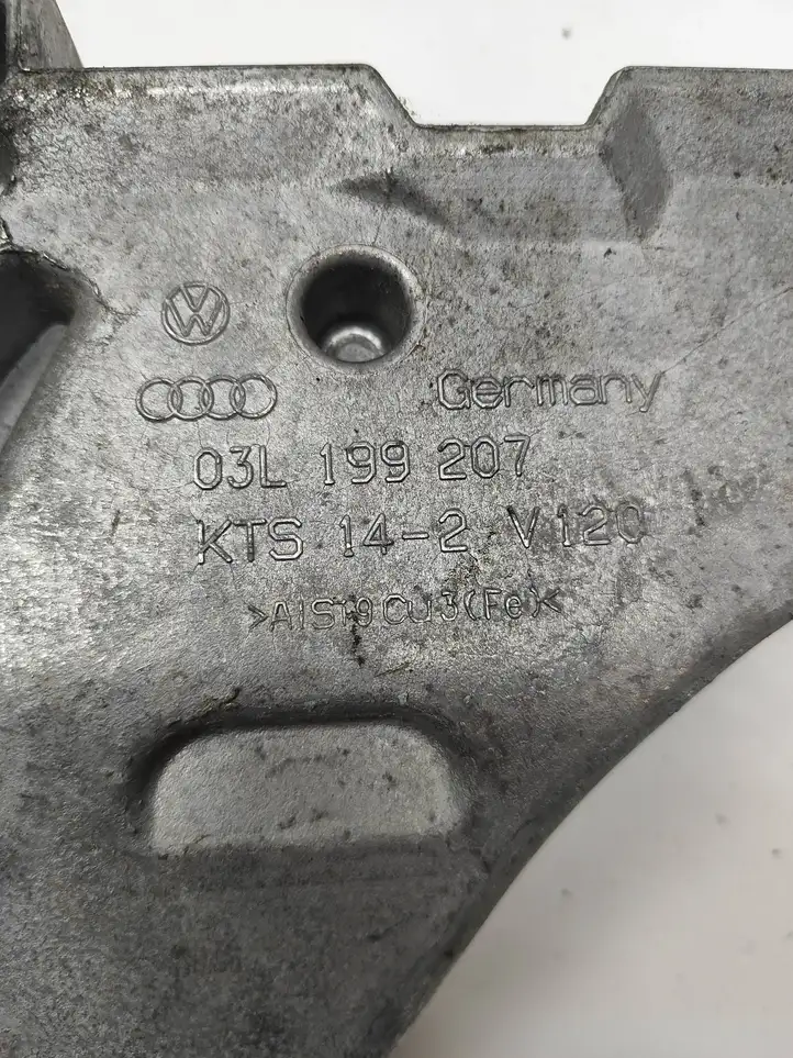 Volkswagen Tiguan (2011 - 2016) 03L199207 Кронштейн двигателя — фото 2