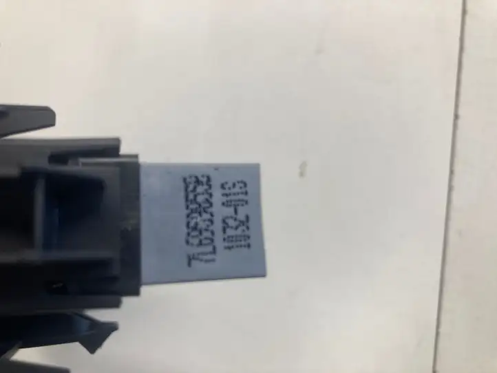 Volkswagen PASSAT B7 (2011 - 2014) 7L6959855B Кнопка стеклоподъемников — фото 2