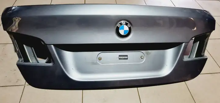 BMW 5 F10 F11 (2009 - 2016) Крышка багажника — фото 2