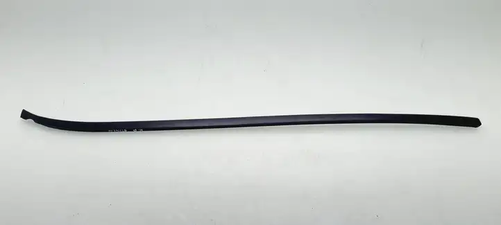Volkswagen Touareg I (2002 - 2010) 7L6854327 Накладка стоек лобового стекла — фото 1