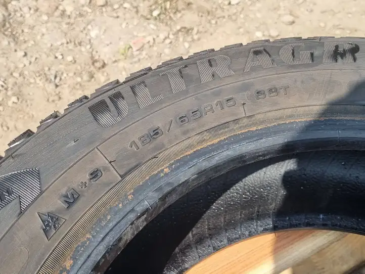 Fiat Fiorino (2008 - 2014) GOODYEAR Зимняя шина C R15 — фото 3
