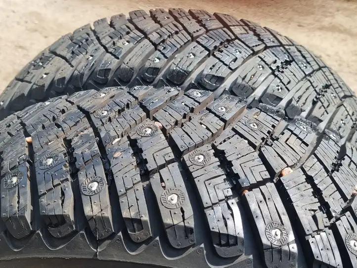 Fiat Fiorino (2008 - 2014) GOODYEAR Зимняя шина C R15 — фото 5