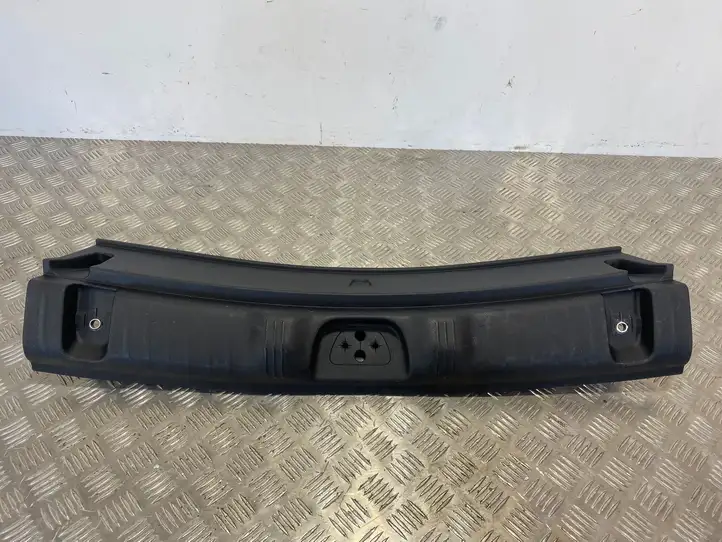 Jeep Compass (2017 - ) 5SZ82TRMAB Отделка порога багажника — фото 1