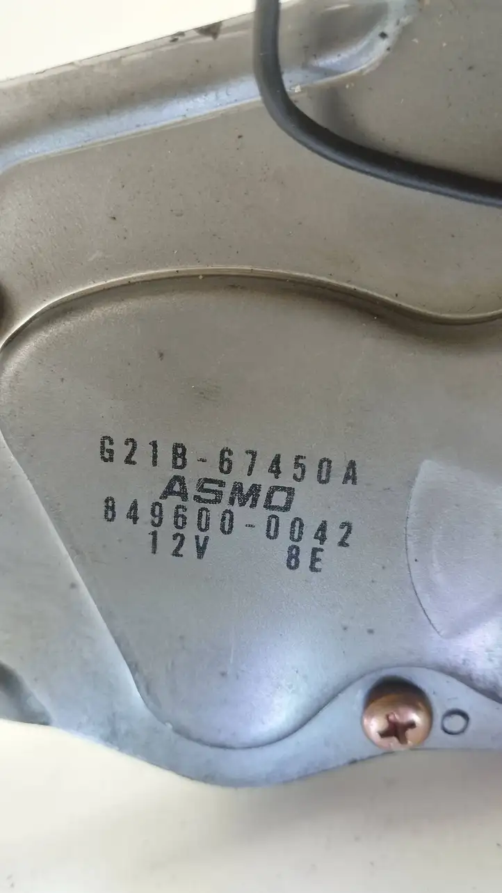Mazda 6 (2002 - 2005) G21B67450A Двигатель стеклоочистителя заднего стекла — фото 3
