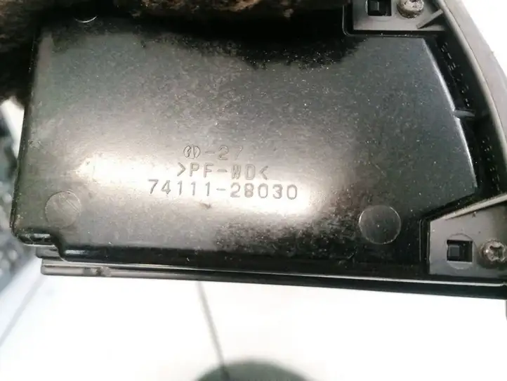 Toyota Previa (XR30, XR40) II (2000 - 2006) 7411128030 Передняя пепельница — фото 3