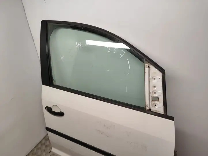Volkswagen Caddy (2010 - 2015) Дверь — фото 4