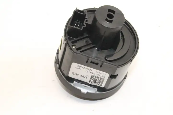 Skoda Octavia Mk3 (5E) (2013 - 2019) 5E0941431D Включатель фонарей — фото 5