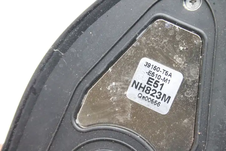 Honda Jazz (2015 - 2020) 39150T5AE510M1 GPS антенна — фото 4