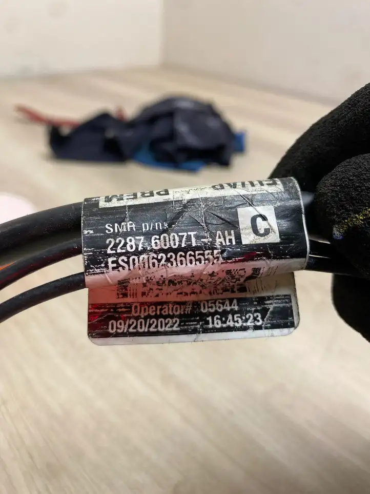 Tesla Model 3 (2017 - 2023) E11048799 Боковое зеркало с электроприводом — фото 9