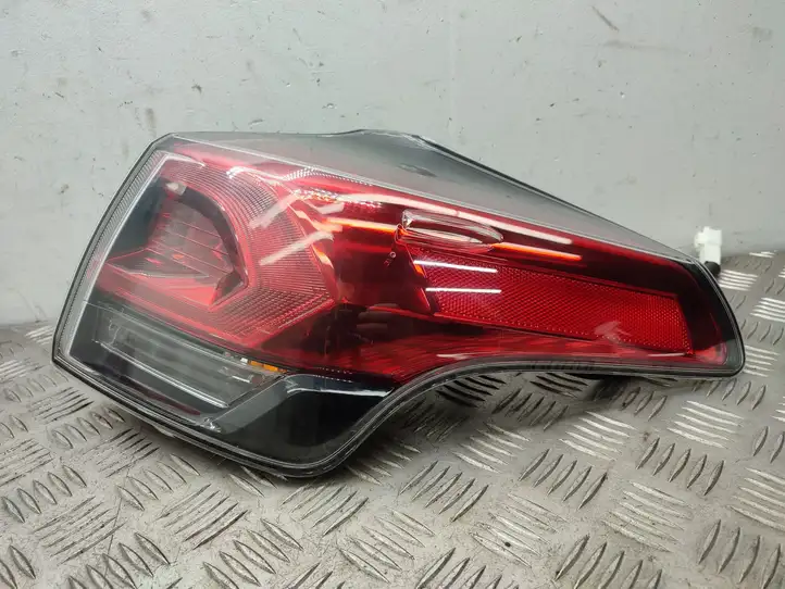 Toyota RAV 4 (XA40) (2012 - 2018) 8158042031 Комплект задних фонарей — фото 3