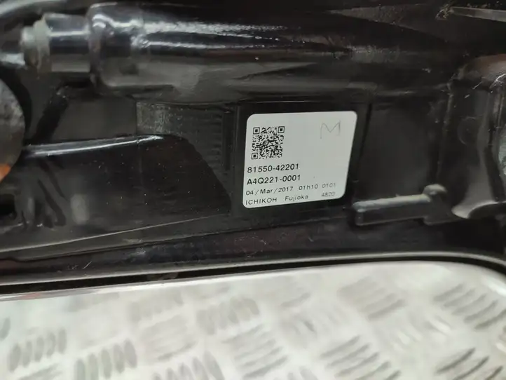 Toyota RAV 4 (XA40) (2012 - 2018) 8158042031 Комплект задних фонарей — фото 10