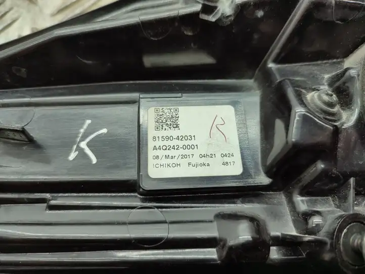 Toyota RAV 4 (XA40) (2012 - 2018) 8158042031 Комплект задних фонарей — фото 14