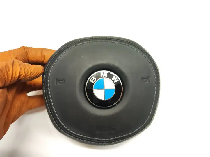BMW M8 F93 Gran Coupe (2019 - ) 33809457501 Подушка безопасности руля — фото 4