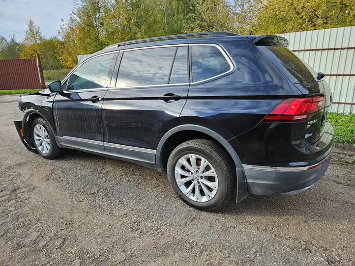 Volkswagen Tiguan Allspace (2017 - ) Задняя дверь — фото 8