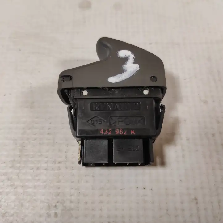 Renault Scenic I (1996 - 2003) 432962K Блок кнопок стеклоподъемников — фото 1