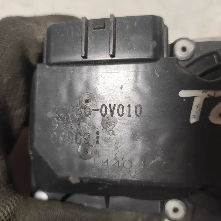 Toyota Camry (2011 - 2017) 220300V010 Дроссельная заслонка — фото 4
