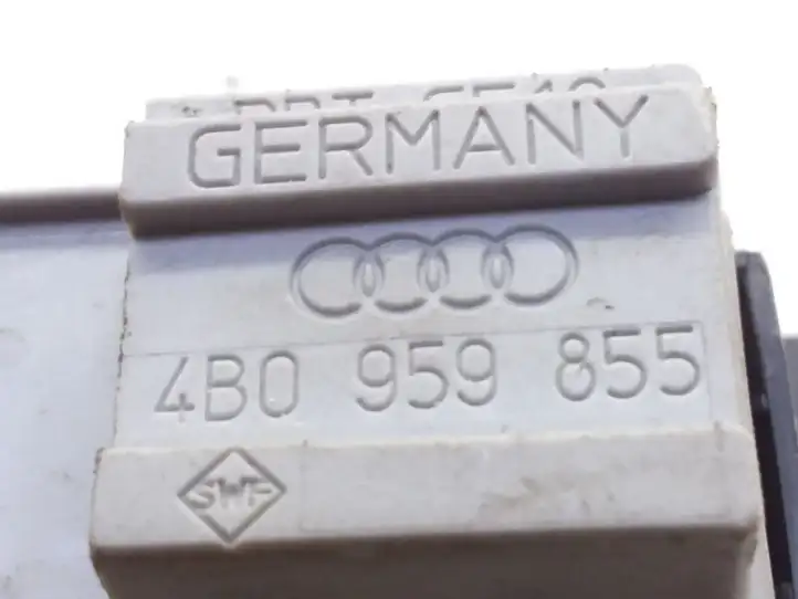 Audi A6 S6 C5 4B (1997 - 2001) 4B0959855 Кнопка стеклоподъемников — фото 4