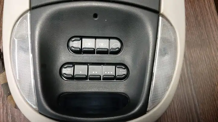 Dodge Grand Caravan (1998 - 2007) 05016283AF Пульт управления воротами — фото 6