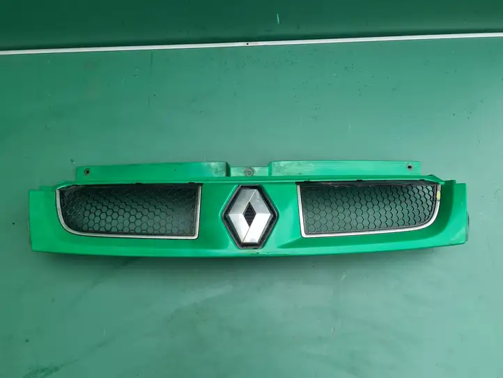Renault Trafic II (X83) (2002 - 2014) 8200204450 Верхняя решетка радиатора — фото 1