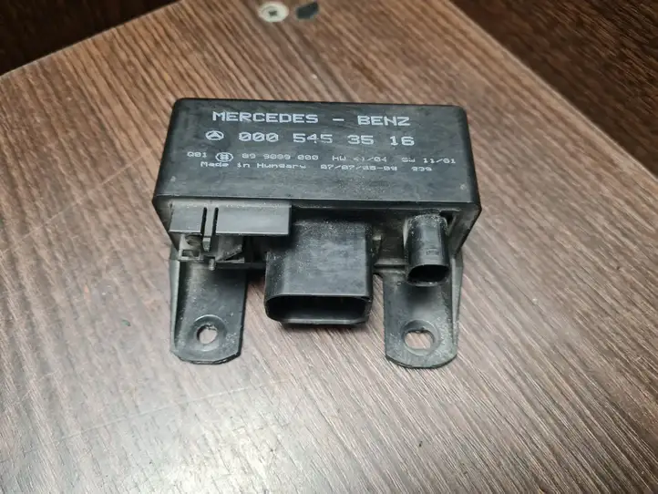 Mercedes-Benz Sprinter W901 W902 W903 W904 (1995 - 2007) 0005453516 Реле накала свечей — фото 2