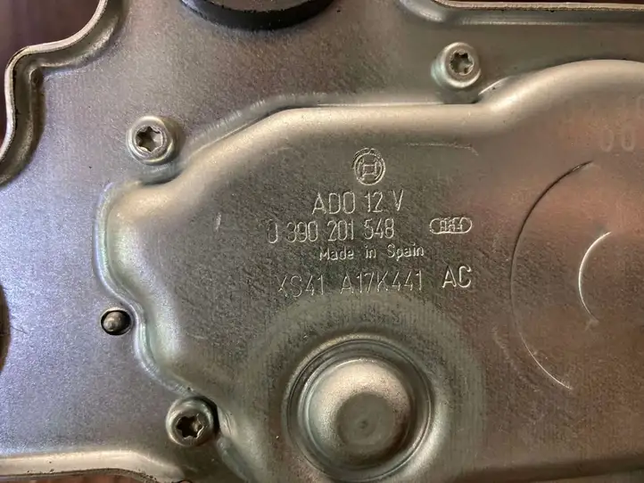 Ford Focus (1998 - 2004) 0390201548 Двигатель стеклоочистителя заднего стекла — фото 4
