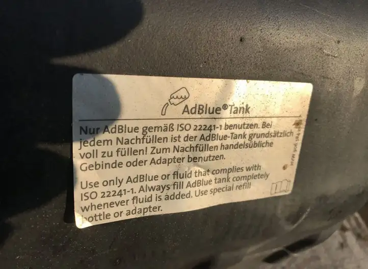 Volkswagen Crafter (2006 - 2016) 9064700615 Бак AdBlue — фото 5