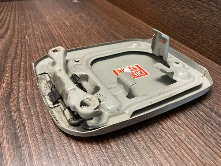 Toyota Corolla Verso E121 (2001 - 2004) 7735013090 Крышка топливного бака — фото 2