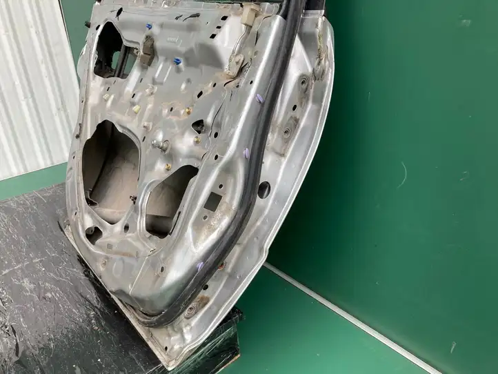 Toyota Corolla E110 (1995 - 2002) 6711412260 Задняя дверь — фото 6