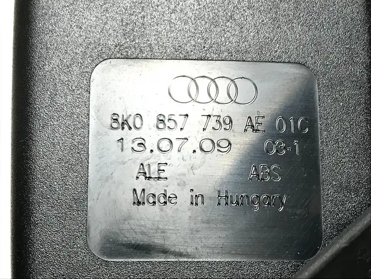 Audi A4 S4 B8 8K (2007 - 2011) 8K0857739AE Задний средний замок ремня — фото 4