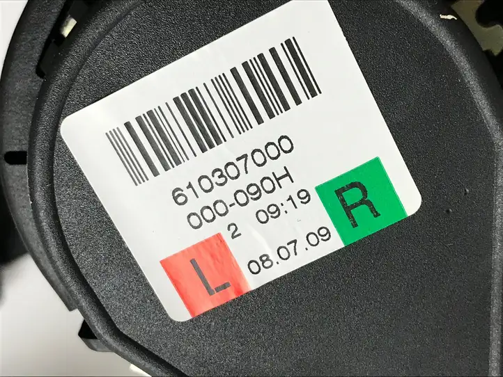 Audi A4 S4 B8 8K (2007 - 2011) 8K0857805K Задний ремень безопасности — фото 3