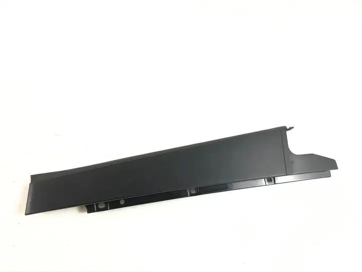 Audi A4 S4 B8 8K (2007 - 2011) 8K0839902P Накладка стекла задней двери — фото 1