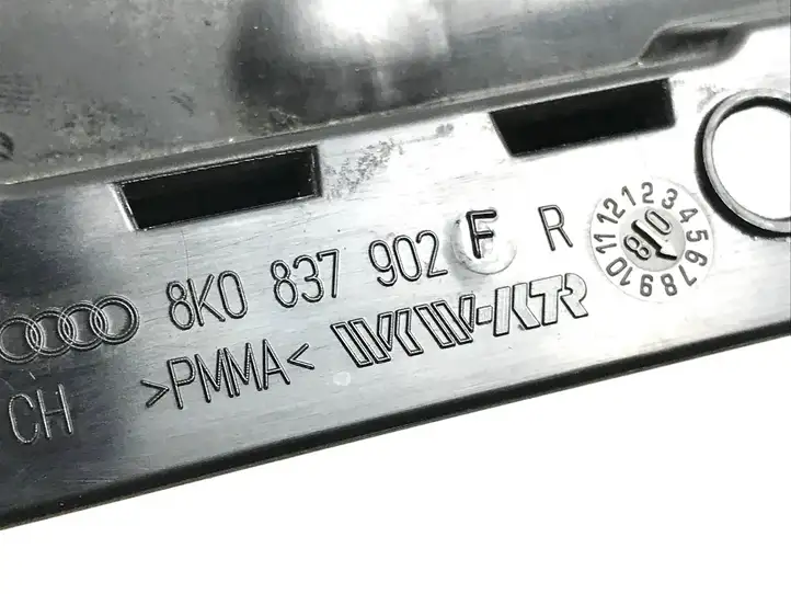 Audi A4 S4 B8 8K (2007 - 2011) 8K0837902F Накладка стекла задней двери — фото 4