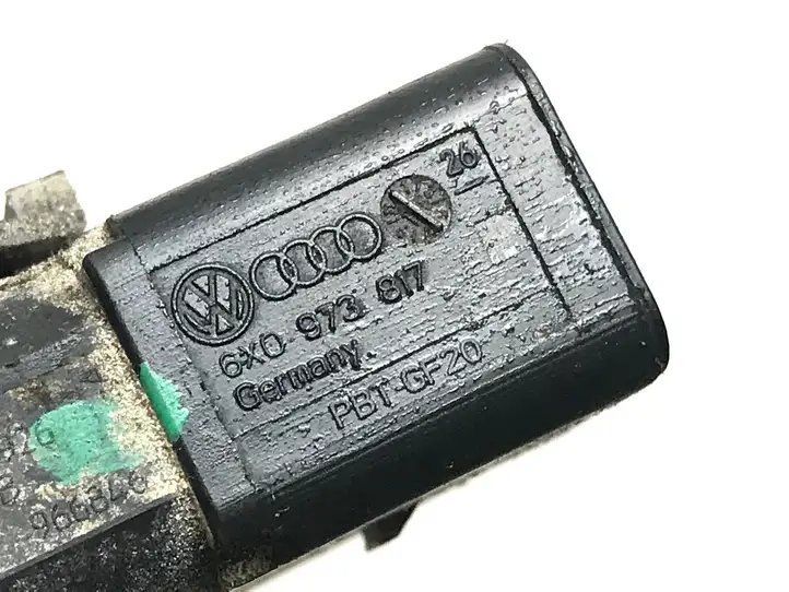 Audi A4 S4 B9 (2015 - 2019) 06L971627T Проводка топливных форсунок — фото 2