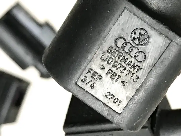 Audi A4 S4 B8 8K (2007 - 2011) 8K2971072KB Проводка двигателя — фото 15