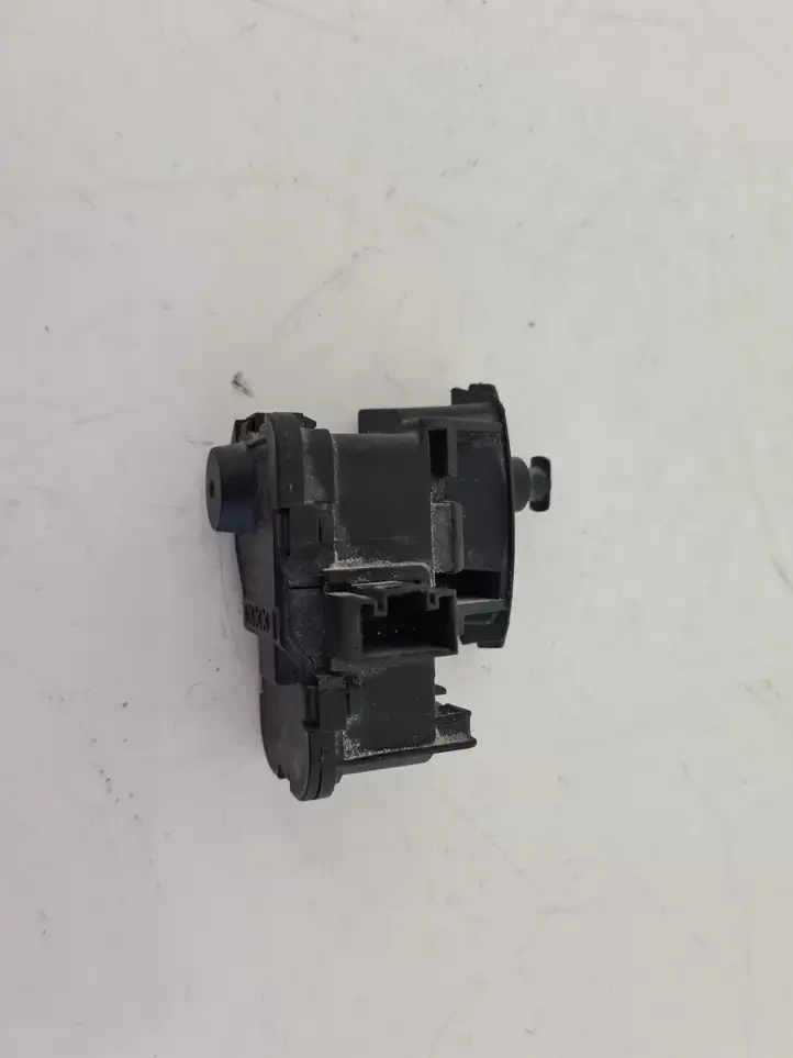 Volkswagen Sharan (2010 - 2015) 7N0810773D Замок крышки топливного бака — фото 3