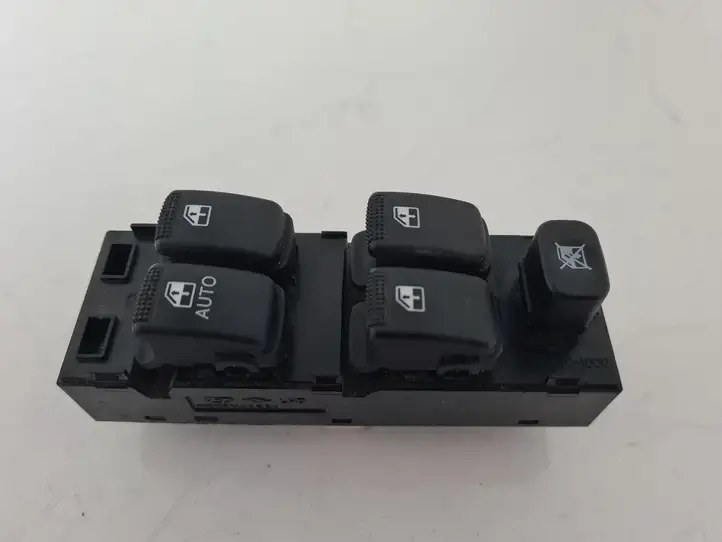 Hyundai Getz (2005 - 2011) 3274901000 Блок кнопок стеклоподъемников — фото 1