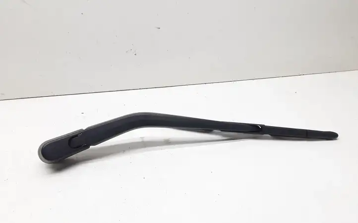 BMW 1 F20 F21 (2011 - 2019) Поводок заднего стеклоочистителя — фото 1