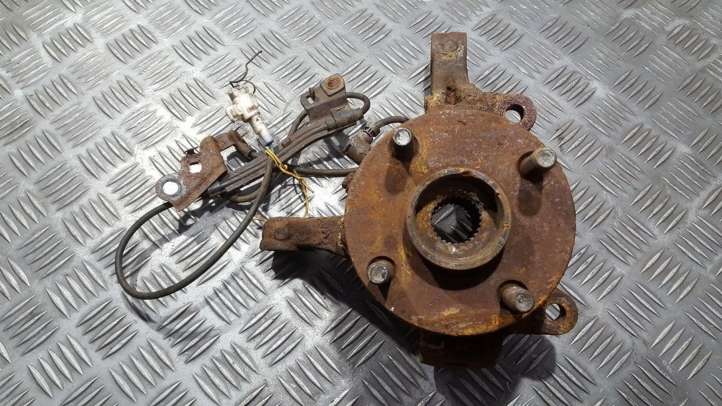 Toyota Corolla Verso E121 (2001 - 2004)   Ступица