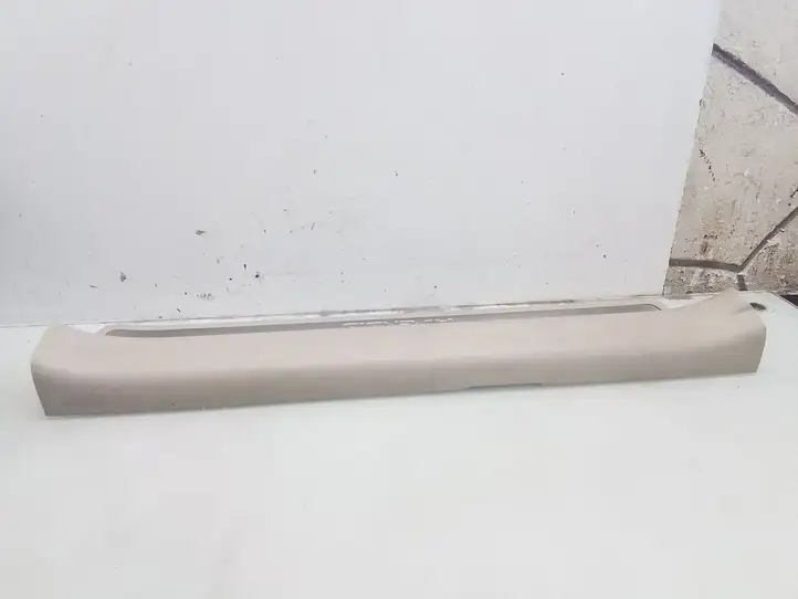 Toyota Avensis T250 (2003 - 2006) 6791305040 Внутренняя отделка переднего порога — фото 3