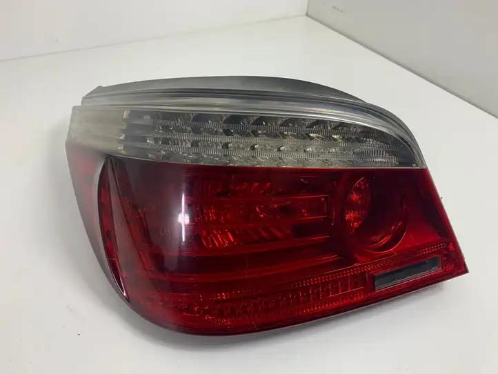 BMW 5 E60 E61 (2004 - 2010) 7361881 Задний фонарь в кузове — фото 1