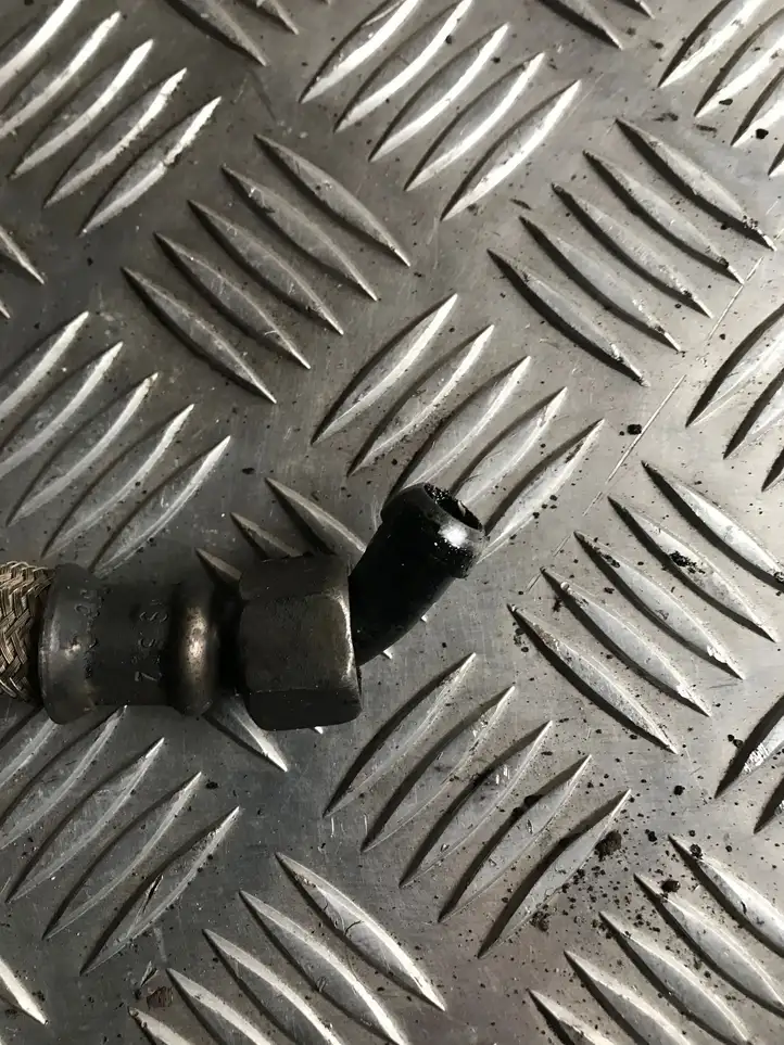 Audi A3/S3 8L (2000 - 2003) 038145736C Трубки масляной системы — фото 3