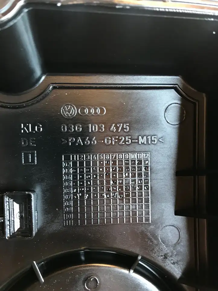 Audi A3/S3 8L (2000 - 2003) 03G103475 Крышка головки блока цилиндров — фото 2