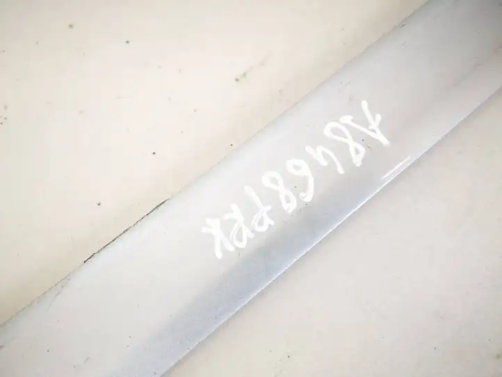 Audi A3/S3 8P (2003 - 2005) 8p3853953b Молдинг передней двери — фото 2