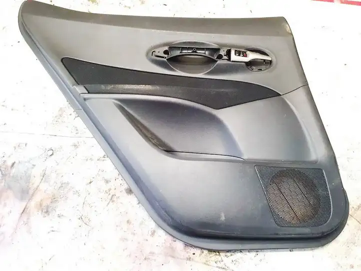 Toyota Auris 150 (2006 - 2012) 6778802010 Обшивка задней двери — фото 1